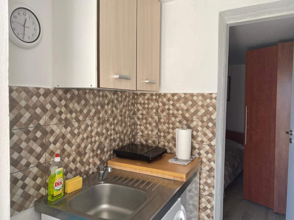 Apartment Surdic Valun Exterior photo