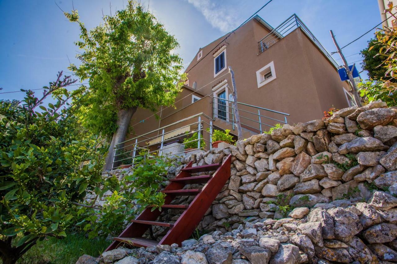 Apartment Surdic Valun Exterior photo