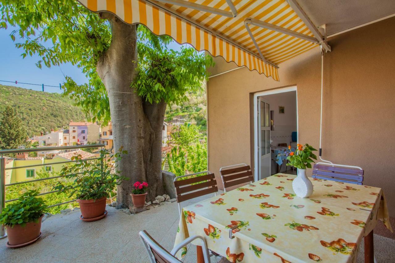 Apartment Surdic Valun Exterior photo